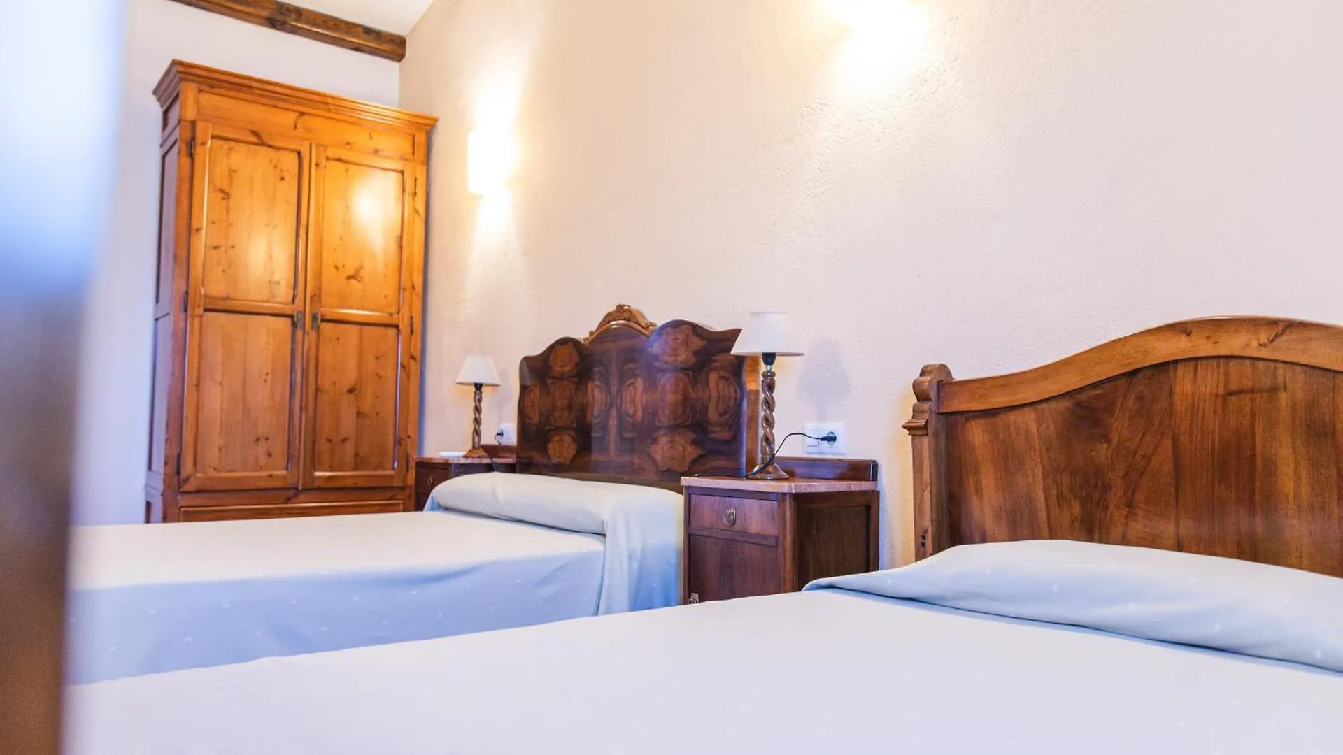 Country house Agroturisme Sant Dionis Campllong